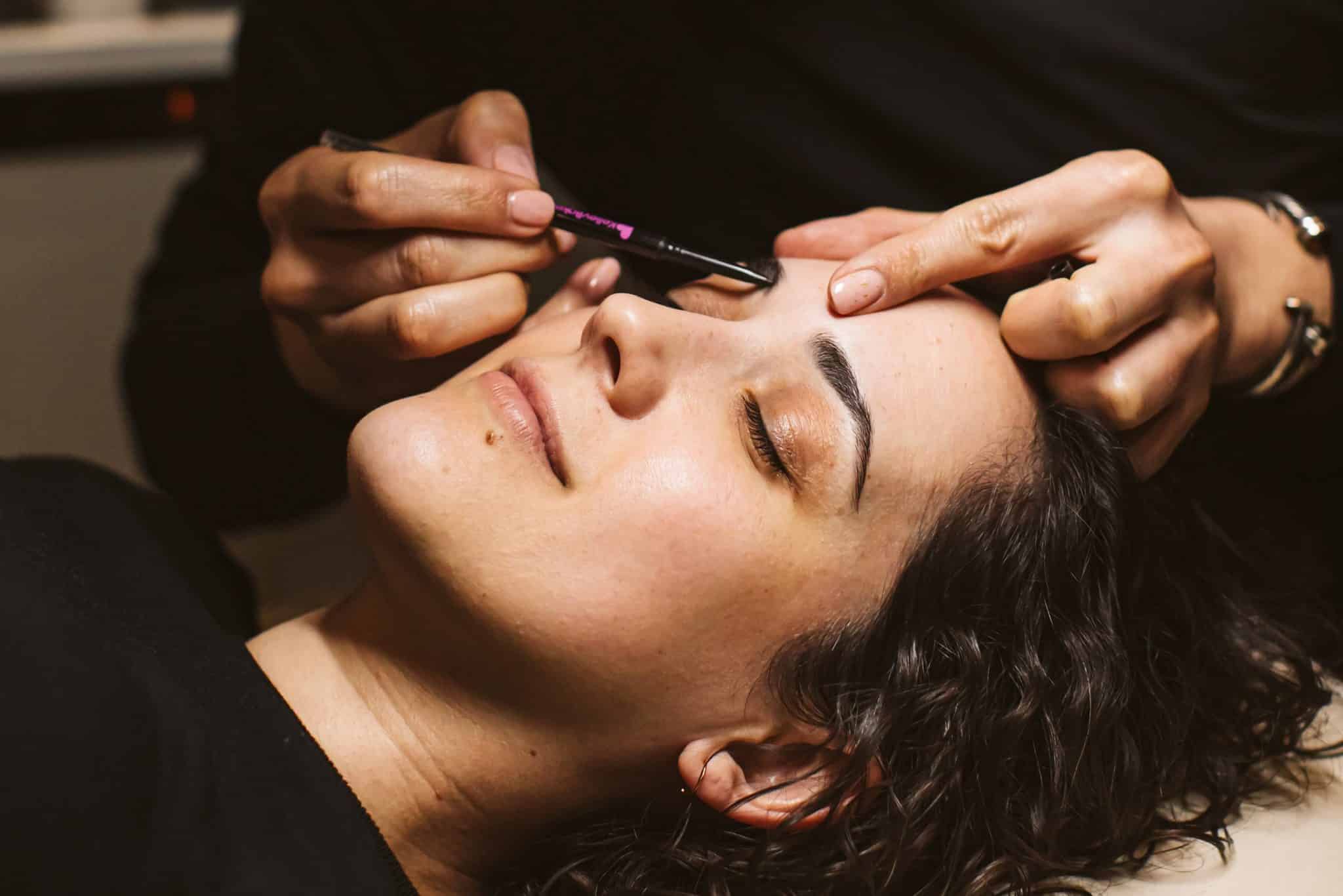 Brow Lamination vs. Microblading: Which Is Best for You?